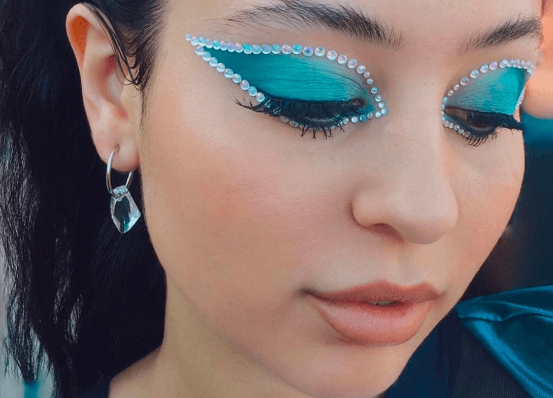 Descubre El Encanto Del Maquillaje Aesthetic Azul Resalta Tu Belleza