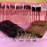 Descubre las 32 brochas de maquillaje y sus usos para un look perfecto