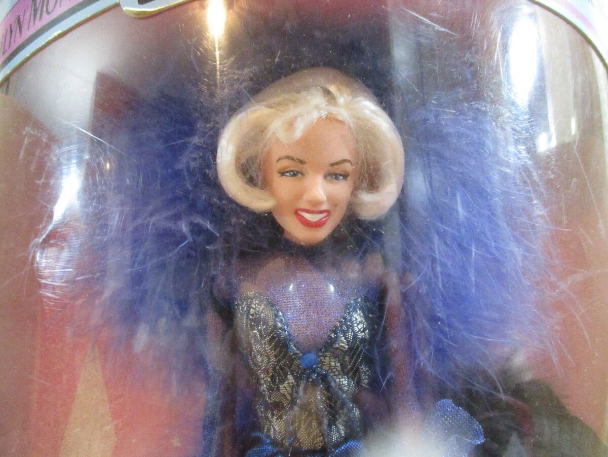 Descubre el increíble maquillaje de Barbie para jugar y divertirte