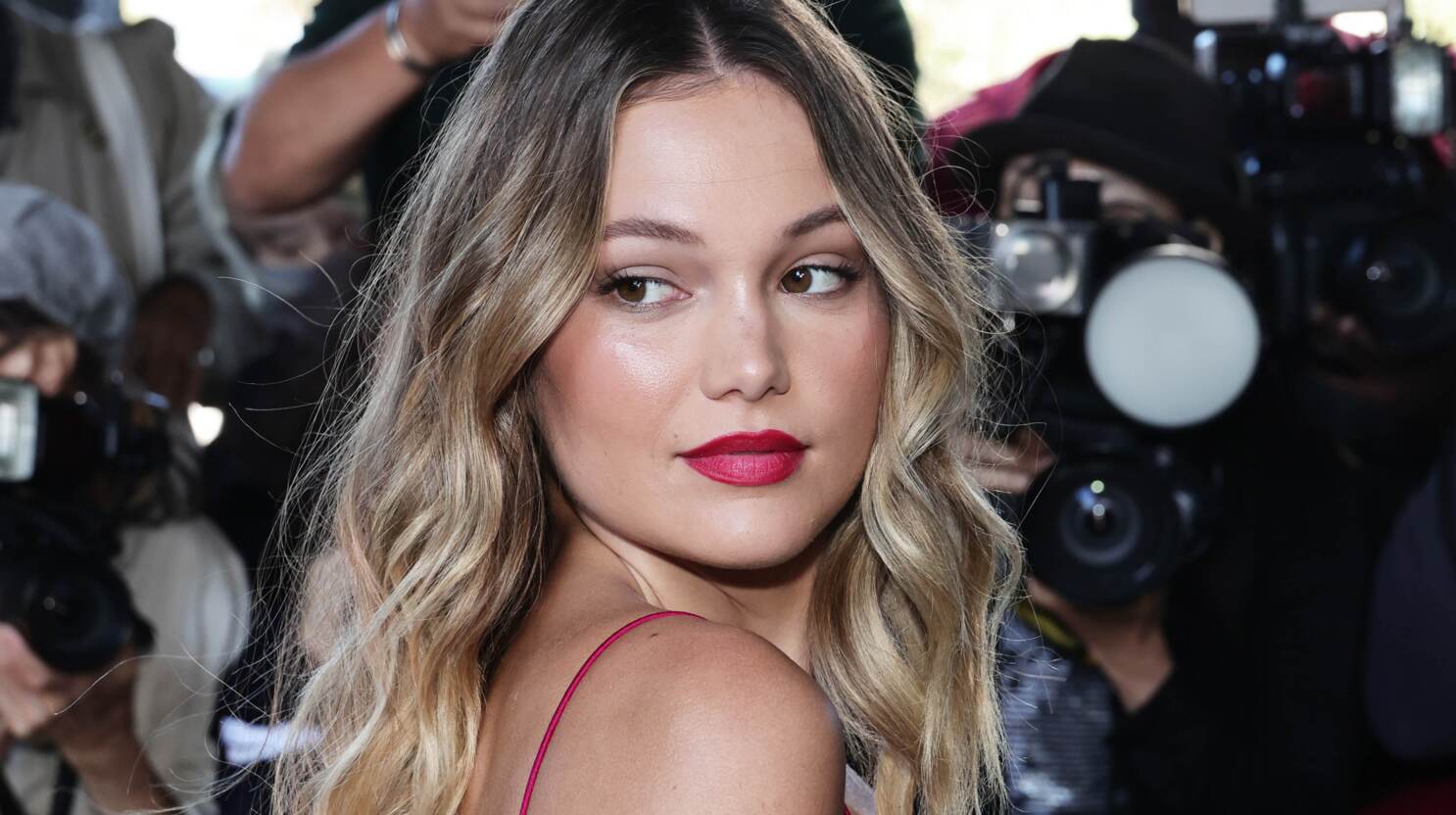 Disfruta de la canción de Barbie maquillaje: ¡un éxito para todos!
