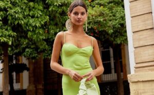 Descubre los mejores consejos de maquillaje para una boda de verano y luce radiante en tu gran día.