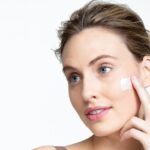 Consigue una Belleza radiante y juvenil con nuestra base de maquillaje para Belleza madura