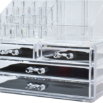 Organiza tu maquillaje con nuestra caja organizadora, ¡encuentra todo fácilmente!