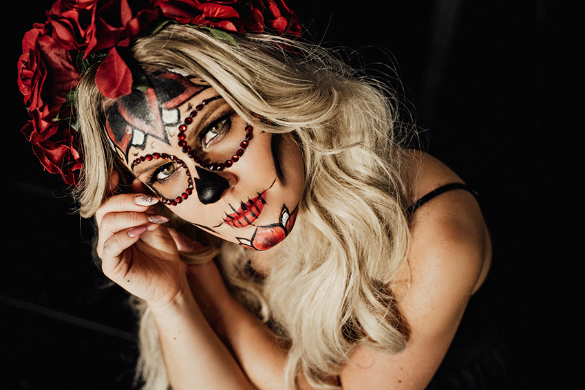 Descubre cómo hacer un maquillaje de catrina fácil en casa