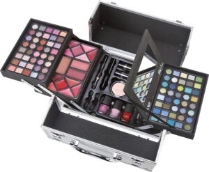 Descubre los mejores cofres de maquillaje para lucir radiante