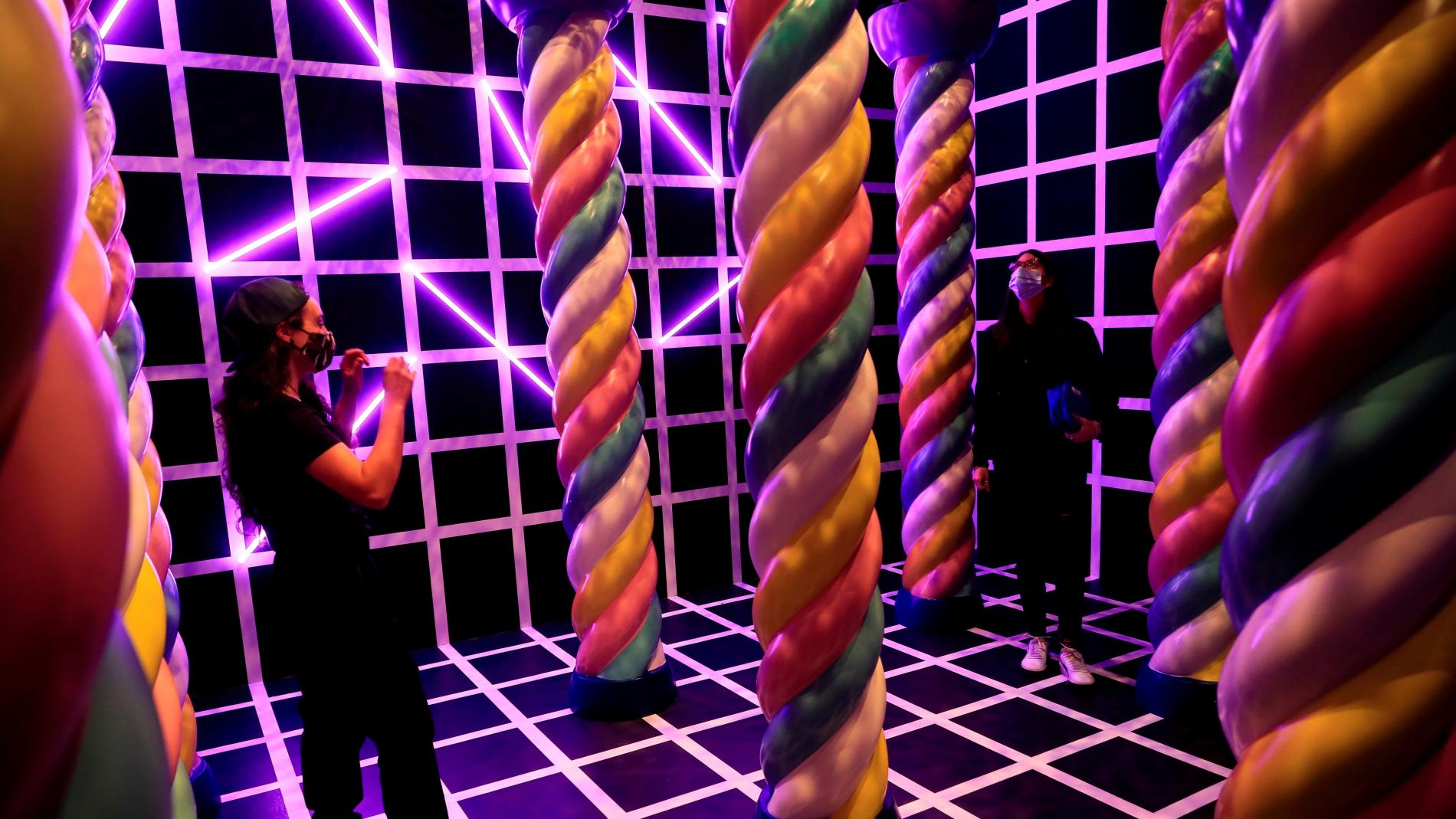 Maquillaje Snazaroo: Descubre la magia del color y la diversión para tus eventos.