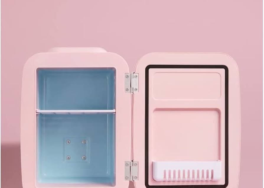 Conserva tu piel fresca con la nevera para cuidado facial de Kylie