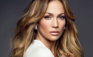 Consigue la piel de JLo con JLo Beauty: ¡Brilla como una estrella!