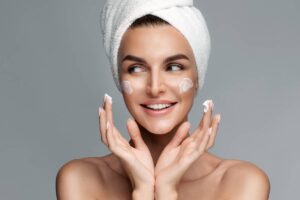 Consigue la piel perfecta con nuestra rutina de cuidado facial