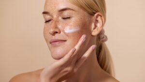 Consigue una piel radiante con nuestra rutina de día skincare