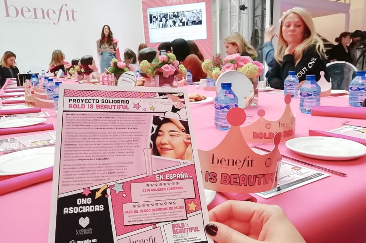 Descubre los secretos del maquillaje Benefit para principiantes