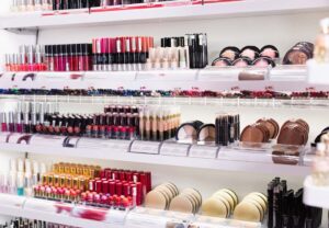 Descubre el encanto del maquillaje Pupa y resalta tu Belleza con estilo.