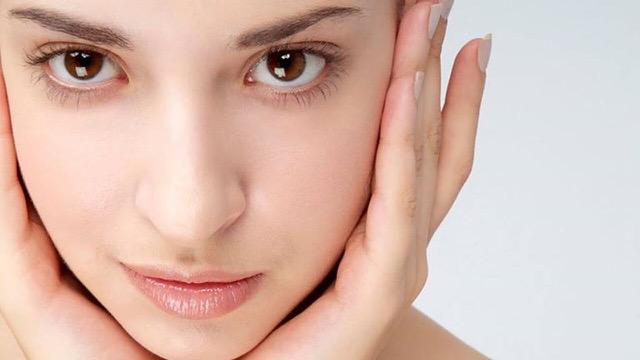 Cuida tu piel adolescente de forma natural