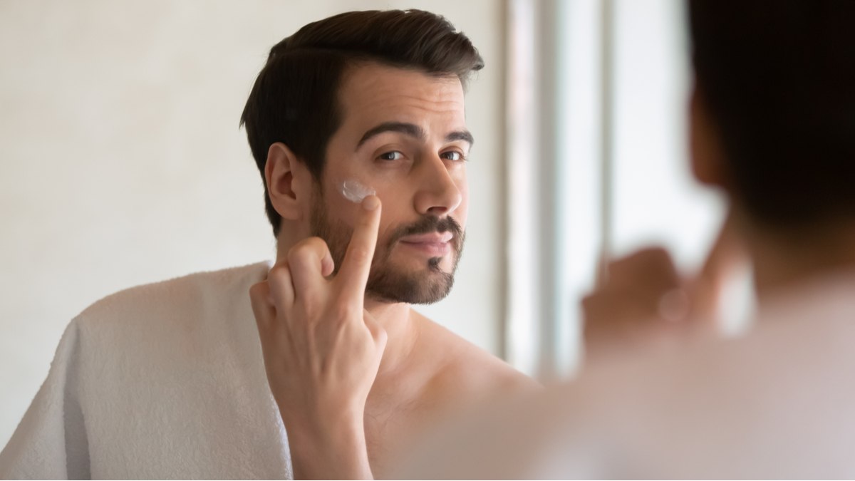 Consejos para el cuidado de la piel debajo de la barba: mantén tu piel sana y tu barba impecable.