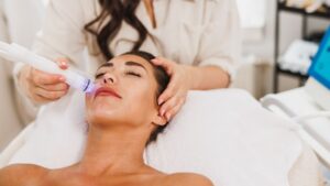 Descubre el secreto de una piel radiante con el Skincare