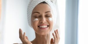 Descubre el secreto de una piel radiante con nuestro skincare de noche