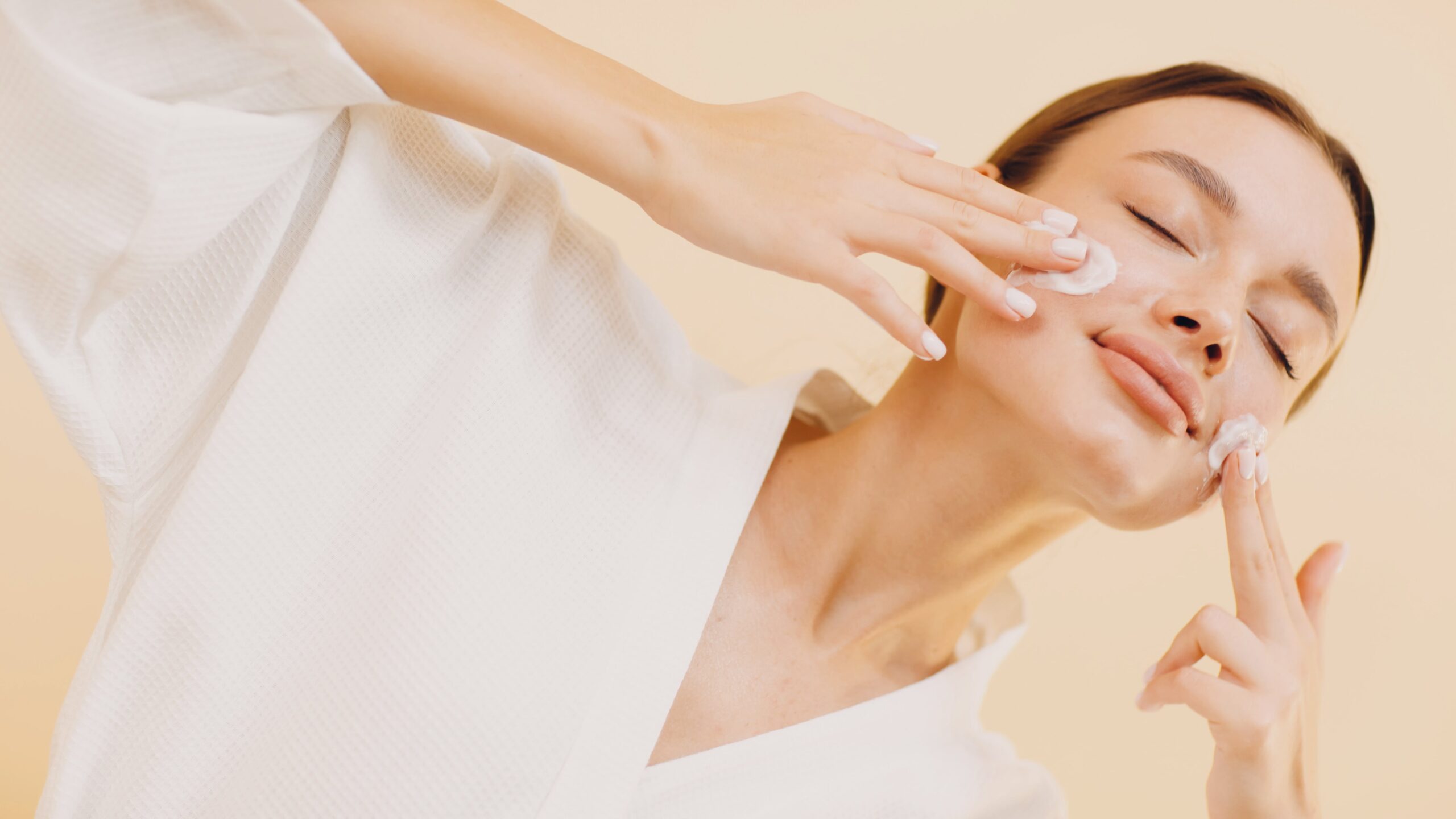 Descubre la belleza natural con HEB skincare