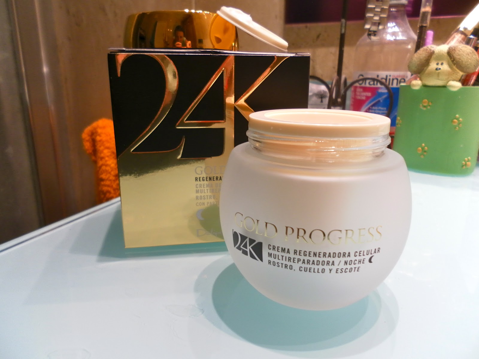 Descubre la magia del skincare 24k para una piel radiante