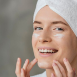 Descubre lo esencial para tu rutina de skincare en casa