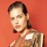 Deslumbra con nuestra línea de productos de cuidado de piel glow