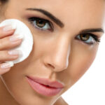 Deslumbra con tu piel joven: rutina de skincare eficaz