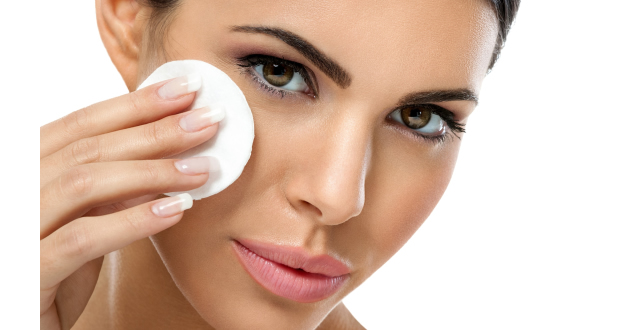 Deslumbra con tu piel joven: rutina de skincare eficaz