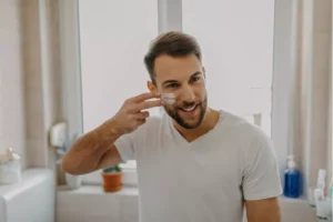 Deslumbra con una piel radiante: Skincare para piel grasa