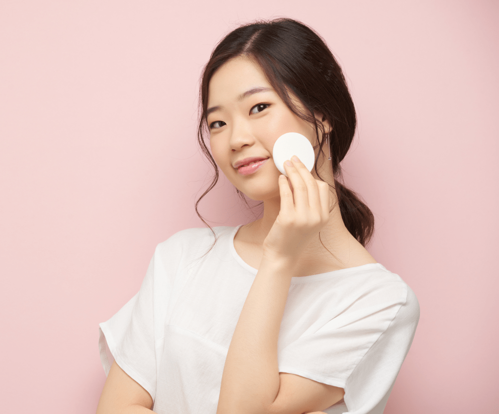 Despierta tu piel con la rutina de cuidado facial coreana en Boots