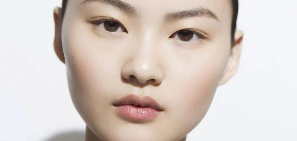 Elimina manchas oscuras con Revolution Skincare: Serum Corrector