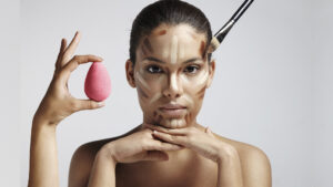 Consigue un acabado perfecto con la esponja de maquillaje Beauty Creations.