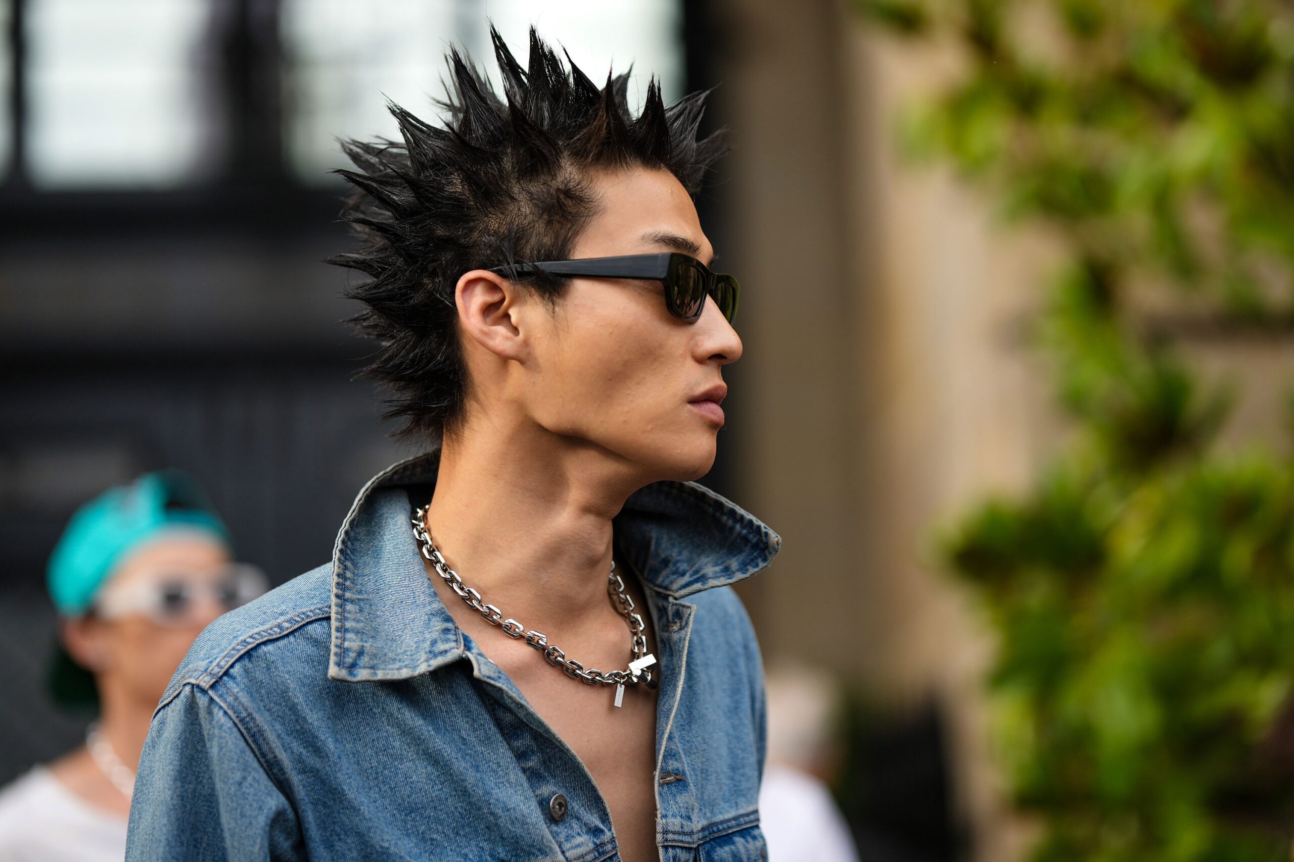Descubre el estilo rebelde con nuestro maquillaje punk