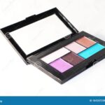 Encuentra tu estuche perfecto de maquillaje para lucir radiante