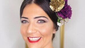 Descubre el encanto del maquillaje natural folklorico – Resalta tu Belleza de manera auténtica y sutil al estilo folklorico – Haz clic aquí.