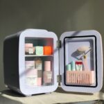 Guarda tus secretos de belleza en la nevera de Urban Outfitters