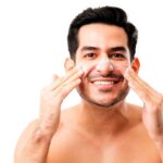 La rutina de cuidado nocturno para hombres: secretos para una piel saludable y radiante