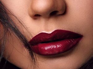 Descubre el maquillaje diabla perfecto para resaltar tu lado más seductor