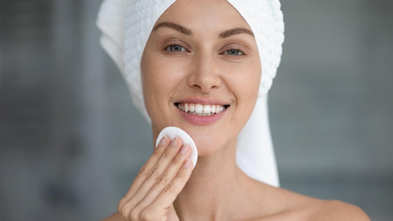 Logra la piel perfecta con nuestra guía de cuidado facial