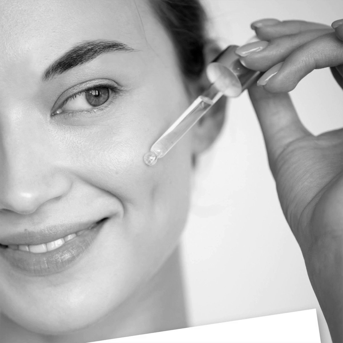 Logra una piel clara y radiante con Image Skincare Clear Cell