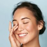 Logra una piel radiante con estos tips de skincare para piel grasa