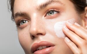 Logra una piel radiante con nuestra rutina de skincare diaria
