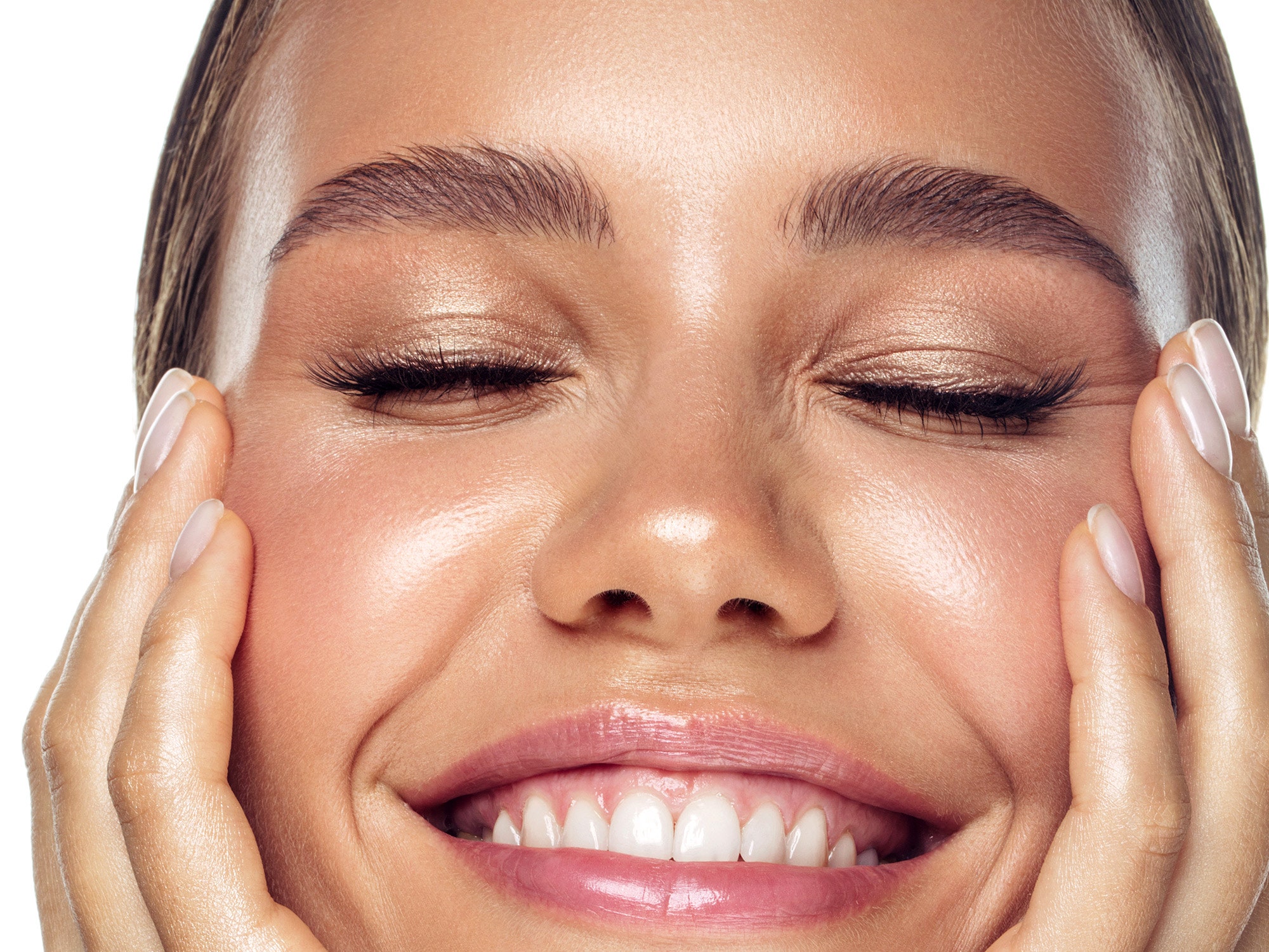 Logra una piel radiante con nuestra rutina de skincare fácil