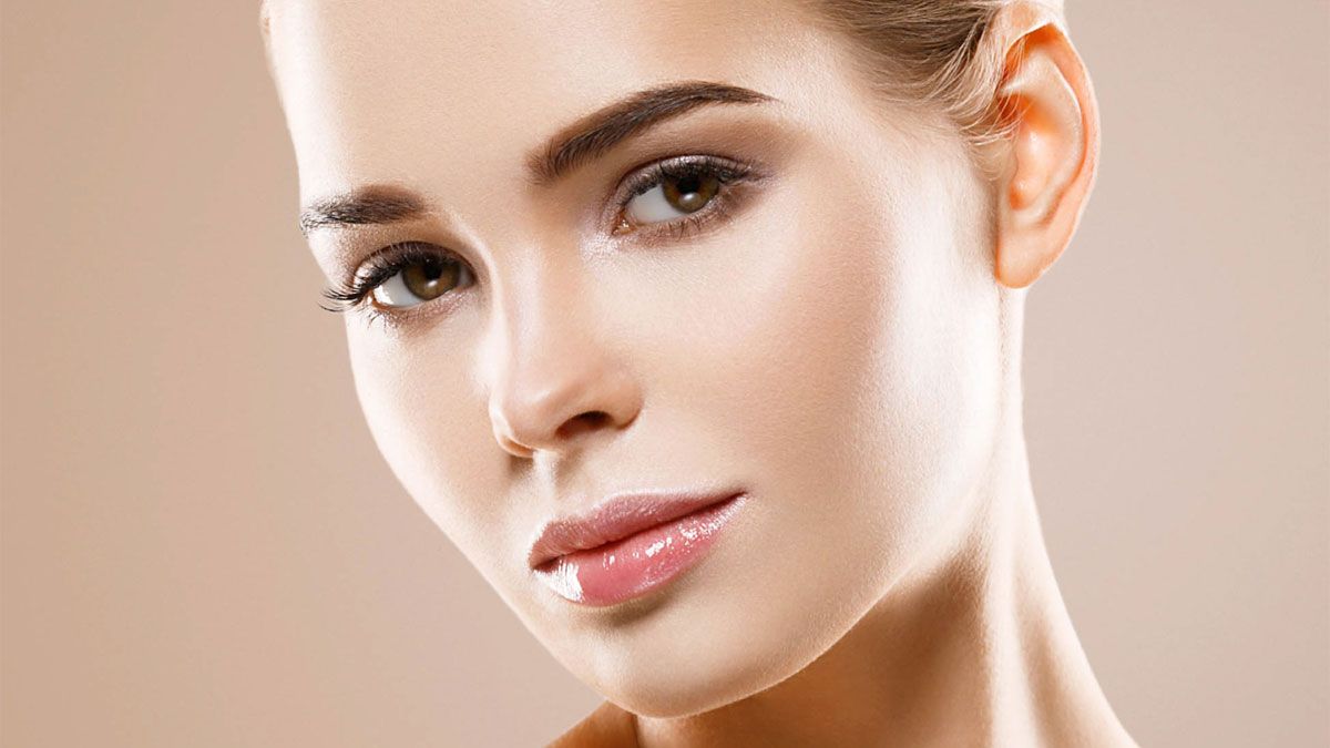 Logra una piel radiante con nuestra vincha de skincare