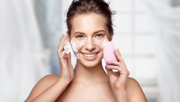 Logra una piel radiante con nuestro skincare y makeup
