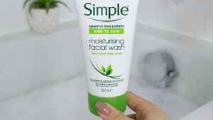 Logra una piel radiante con Simple Skincare Gel | ¡Compra ahora!