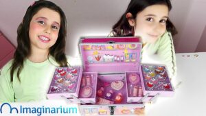 Encuentra el mejor maletín de maquillaje para niñas en Juguetos