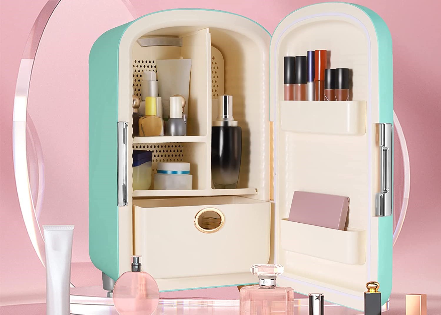 ¡Mantén tu piel fresca! Skincare fridge en oferta en Black Friday