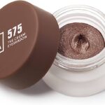 Descubre los mejores productos de maquillaje 3ina para un look impecable.