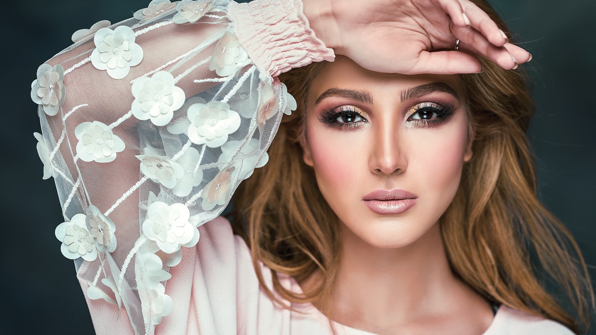 Descubre el maquillaje aesthetic perfecto para ti y luce radiante – ¡Entra ahora!