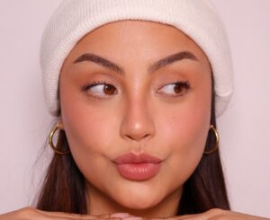 Descubre los secretos del maquillaje aesthetic para un look único y radiante.