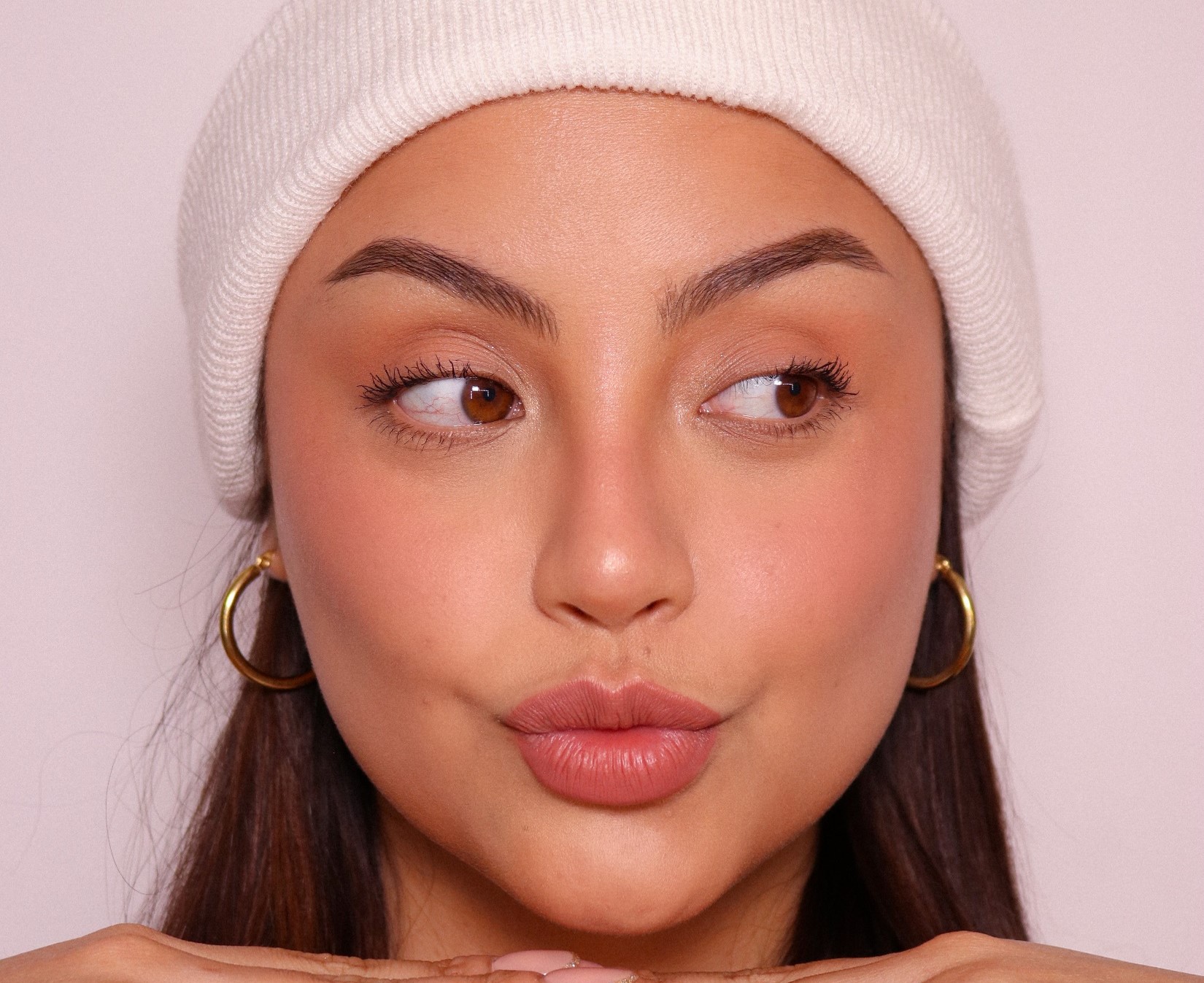 Descubre los secretos del maquillaje aesthetic para un look único y radiante.